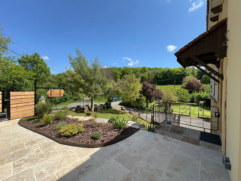 galerie-gite-jeandree-exterieurs-10 Toilettes du Gîte Jeandrée avec piscine à Vitrac en Périgord