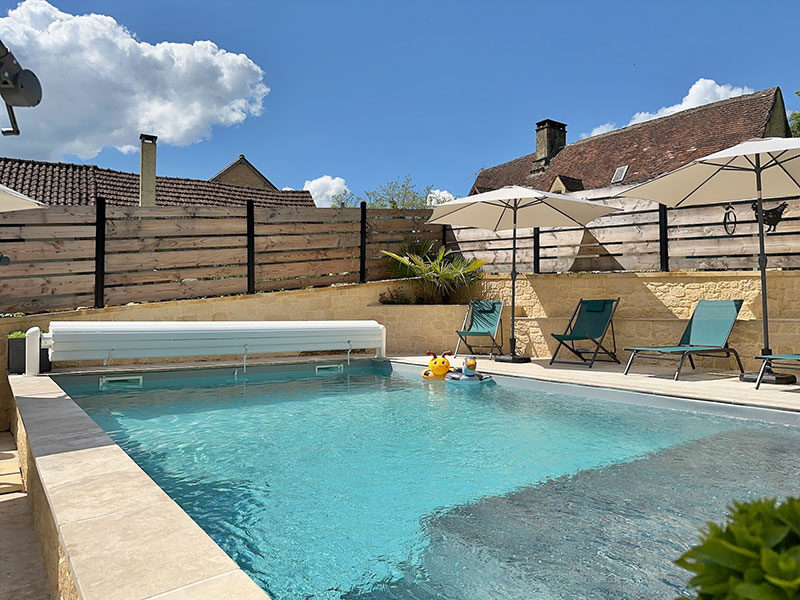 galerie-gite-jeandree-exterieurs-11 Jeux de société du Gîte Jeandrée avec piscine à Vitrac en Périgord