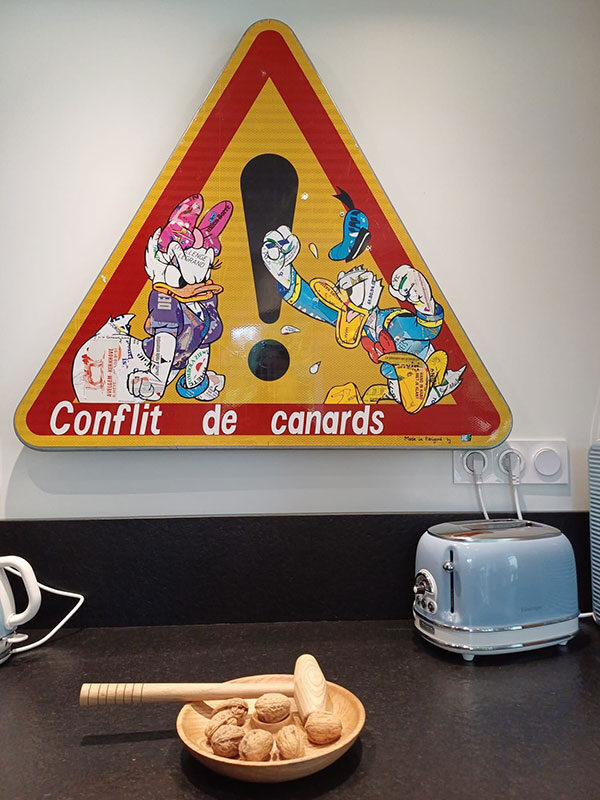 Toilettes du Gîte Jeandrée avec piscine à Vitrac en Périgord