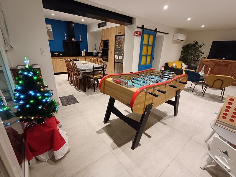 Cuisine du Gîte Jeandrée avec piscine à Vitrac en Périgord