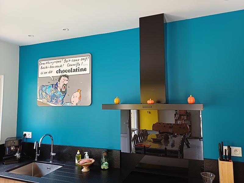 Cuisine du Gîte Jeandrée avec piscine à Vitrac en Périgord